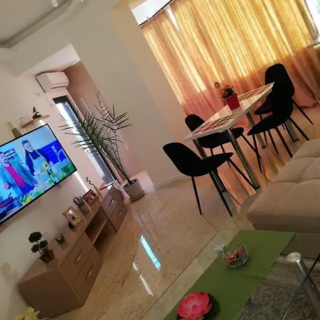 Unique Luxury * Năvodari